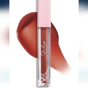 Julep So Plush Lip Gloss in Chill Mode